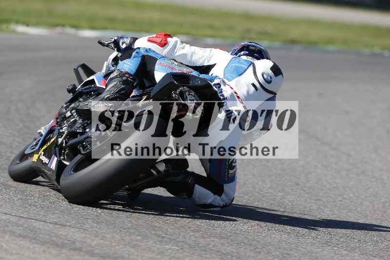 /43 08.08.2025 Discover the Bike ADR/Race 3 rot/666